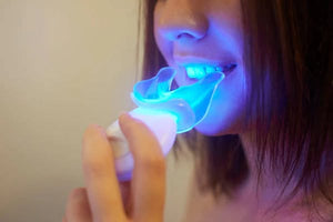 Blanqueador Dental con Luz UV PREMIUM SUPER OFERTA 2X1